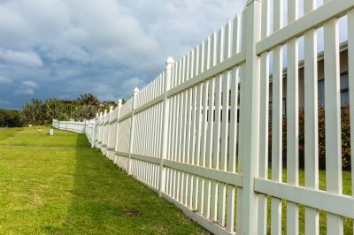 Vinyl Fence Technicians